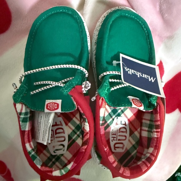 HEYDUDE Kids Wally Holiday Elf Slip-On, Size 11C - Picture 5 of 6